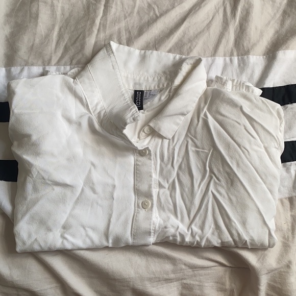 H&M Button Up Crop Top - Picture 4 of 4